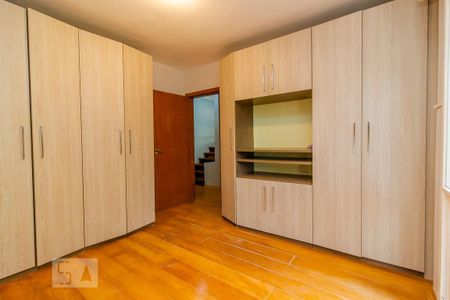 Casa de condomínio à venda com 139m², 3 quartos e 1 vagaQuarto 2