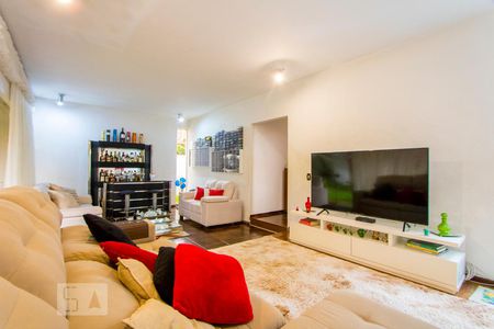 Sala de casa para alugar com 4 quartos, 320m² em Centro, Santo André