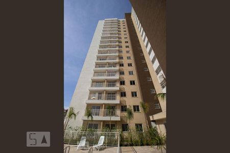 Studio para alugar com 25m², 1 quarto e sem vaga Studio para alugar com 25m², 1 quarto e sem vagaFachada