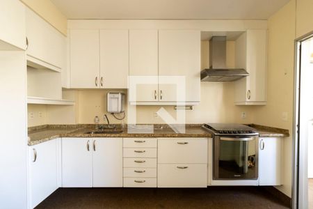 Apartamento à venda com 144m², 4 quartos e 2 vagasCozinha - Armários