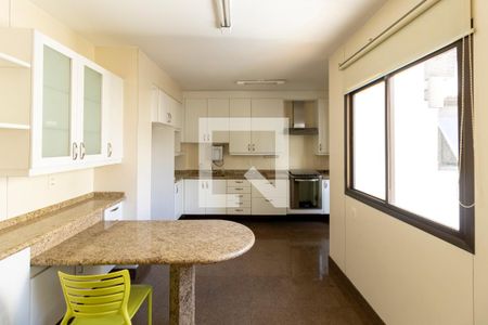 Apartamento à venda com 144m², 4 quartos e 2 vagasCozinhaCozinha