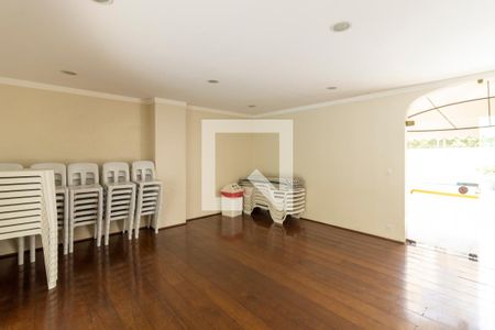 Apartamento à venda com 144m², 4 quartos e 2 vagasÁrea comum - Salão de festas