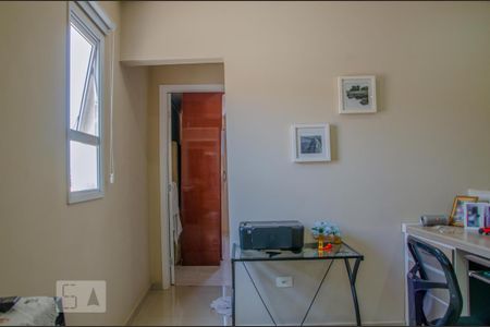 Casa à venda com 300m², 2 quartos e 3 vagasEscritório