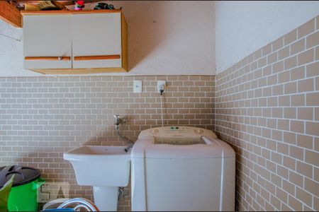 Casa à venda com 300m², 2 quartos e 3 vagasÁrea de Serviço