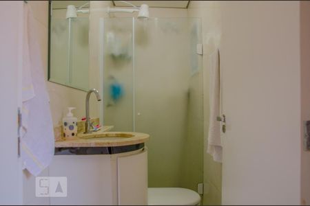 Casa à venda com 300m², 2 quartos e 3 vagasBanheiro s