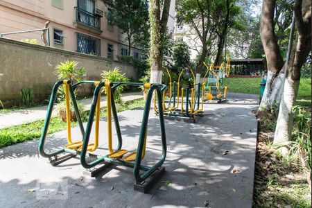 Apartamento à venda com 61m², 2 quartos e 1 vaga Apartamento à venda com 61m², 2 quartos e 1 vagaFitness externo