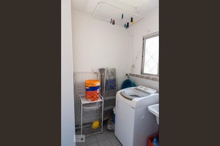 Apartamento à venda com 61m², 2 quartos e 1 vaga Apartamento à venda com 61m², 2 quartos e 1 vagaÁrea de serviço