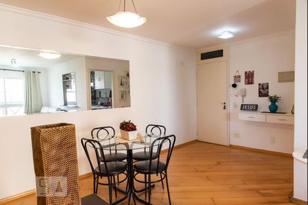 Sala de apartamento à venda com 2 quartos, 61m² em Jardim Santa Emília, São Paulo