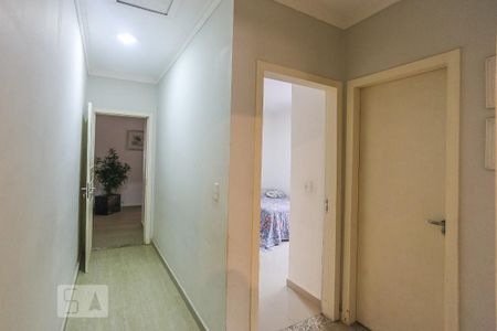 Casa à venda com 150m², 5 quartos e 3 vagasCorredor