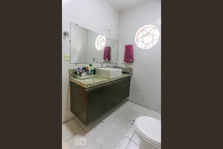 Casa à venda com 150m², 5 quartos e 3 vagasBanheiro Suite