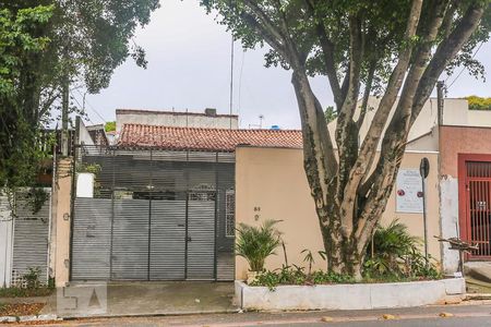 Casa à venda com 150m², 5 quartos e 3 vagasFachada