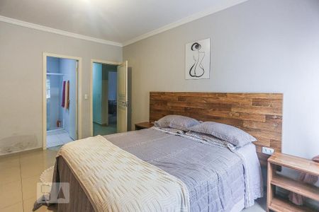 Casa à venda com 150m², 5 quartos e 3 vagasSuite