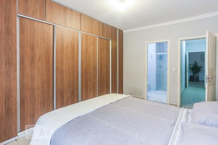 Casa à venda com 150m², 5 quartos e 3 vagasSuite