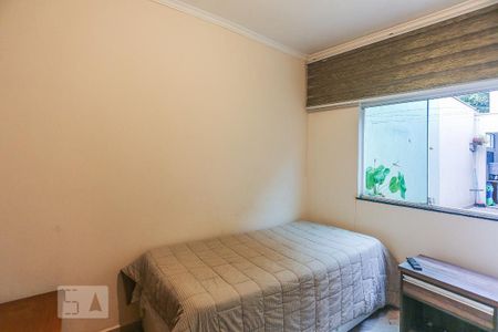 Casa à venda com 150m², 5 quartos e 3 vagasQuarto 2 Edicula