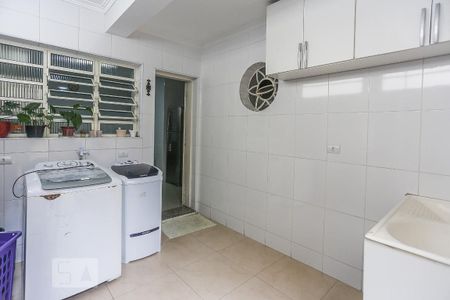 Casa à venda com 150m², 5 quartos e 3 vagasArea de Serviço