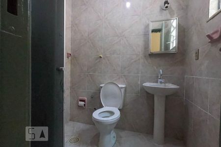 Casa para alugar com 70m², 2 quartos e sem vagaBanheiro