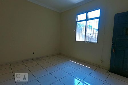 Casa à venda com 70m², 2 quartos e sem vagaSala