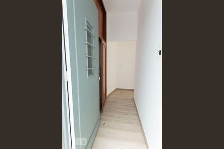 Apartamento à venda com 130m², 3 quartos e sem vagaCorredor entrada