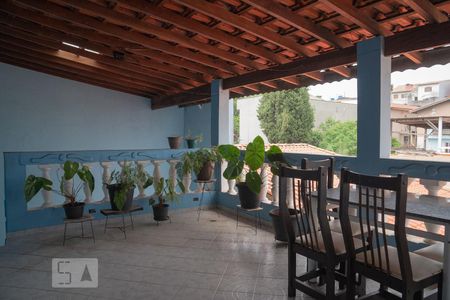 Casa à venda com 246m², 4 quartos e 2 vagasChurrasqueira