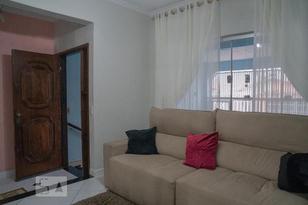 Sala de casa para alugar com 4 quartos, 246m² em Jardim Stella, Santo André