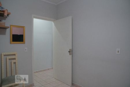 Casa à venda com 246m², 4 quartos e 2 vagasQuarto 2