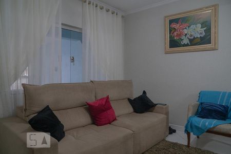 Sala de casa para alugar com 4 quartos, 246m² em Jardim Stella, Santo André