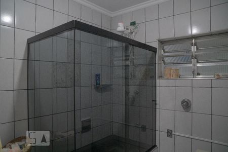 Casa à venda com 246m², 4 quartos e 2 vagasBanheiro