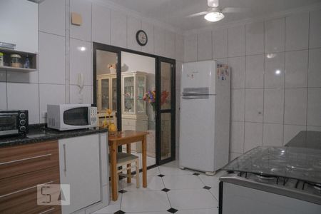 Casa à venda com 246m², 4 quartos e 2 vagasCozinha