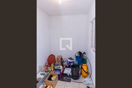 Casa à venda com 200m², 4 quartos e 3 vagas Casa à venda com 200m², 4 quartos e 3 vagasQuarto 2 Edícula