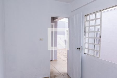 Casa à venda com 200m², 4 quartos e 3 vagas Casa à venda com 200m², 4 quartos e 3 vagasQuarto Edícula