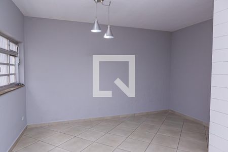 Casa à venda com 200m², 4 quartos e 3 vagas Casa à venda com 200m², 4 quartos e 3 vagasCozinha