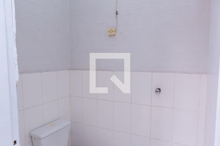 Casa à venda com 200m², 4 quartos e 3 vagas Casa à venda com 200m², 4 quartos e 3 vagasBanheiro Edícula