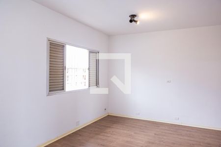 Casa à venda com 200m², 4 quartos e 3 vagas Casa à venda com 200m², 4 quartos e 3 vagasQuarto 2