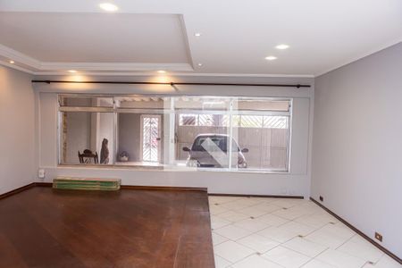 Sala de casa à venda com 4 quartos, 200m² em Cidade Patriarca, São Paulo