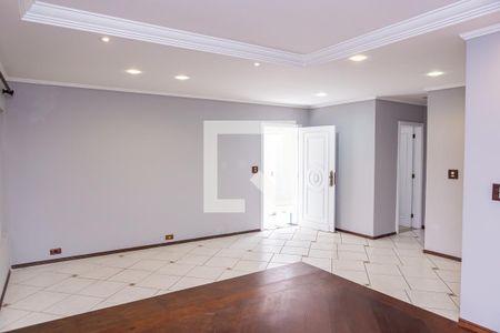 Sala de casa à venda com 4 quartos, 200m² em Cidade Patriarca, São Paulo