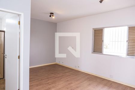 Casa à venda com 200m², 4 quartos e 3 vagas Casa à venda com 200m², 4 quartos e 3 vagasQuarto 2