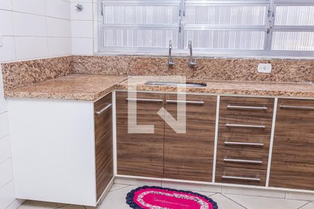 Casa à venda com 200m², 4 quartos e 3 vagas Casa à venda com 200m², 4 quartos e 3 vagasCozinha