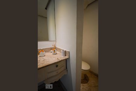 Lavabo de apartamento à venda com 6 quartos, 1080m² em Barra da Tijuca, Rio de Janeiro