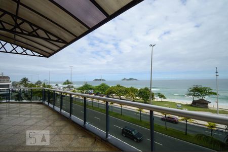 Apartamento à venda com 1080m², 6 quartos e 6 vagas Apartamento à venda com 1080m², 6 quartos e 6 vagasVaranda