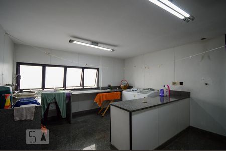 Apartamento à venda com 1080m², 6 quartos e 6 vagas Apartamento à venda com 1080m², 6 quartos e 6 vagasLavanderia