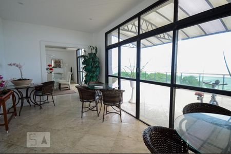 Apartamento à venda com 1080m², 6 quartos e 6 vagas Apartamento à venda com 1080m², 6 quartos e 6 vagasHall de Entrada