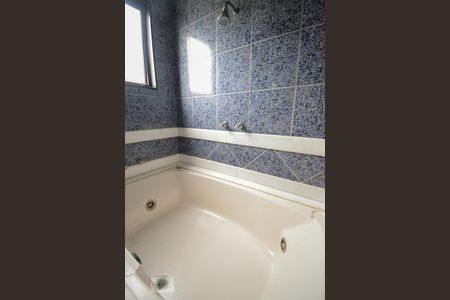 Apartamento à venda com 1080m², 6 quartos e 6 vagas Apartamento à venda com 1080m², 6 quartos e 6 vagasBanheira do Banheiro Social