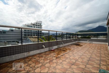 Apartamento à venda com 1080m², 6 quartos e 6 vagas Apartamento à venda com 1080m², 6 quartos e 6 vagasTerraço