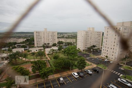 Vista da janela da sala de apartamento para alugar com 2 quartos, 48m² em Condomínio Mirante Sul, Ribeirão Preto