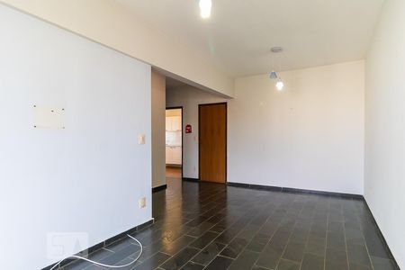 Sala de apartamento para alugar com 2 quartos, 70m² em Jardim Proença, Campinas