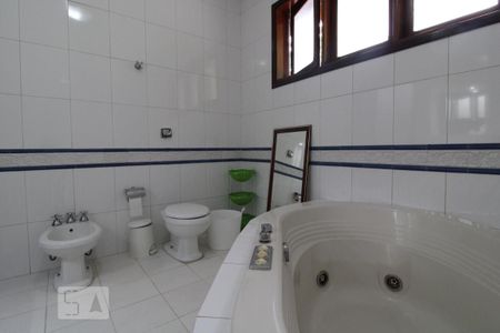 Casa para alugar com 321m², 5 quartos e 3 vagasBanheiro da Suíte 2