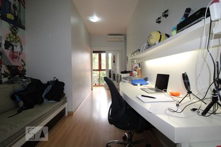 Casa para alugar com 321m², 5 quartos e 3 vagasSuíte 1