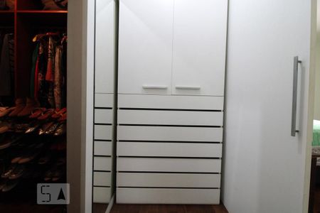 Casa para alugar com 321m², 5 quartos e 3 vagasCloset suíte 2