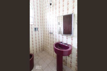 Casa à venda com 5000000m², 3 quartos e 4 vagasBanheiro Social