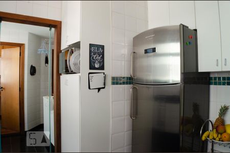 Cozinha de apartamento à venda com 3 quartos, 269m² em Buritis, Belo Horizonte